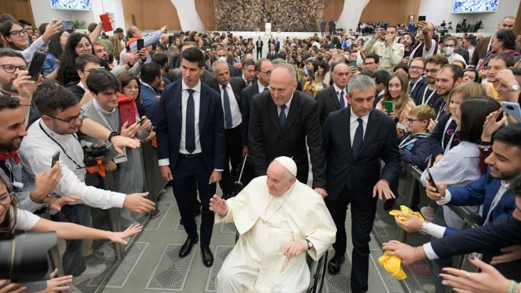 Papež mladim: Bodite kvas. Novo življenje se vnaša od znotraj, ne od zunaj